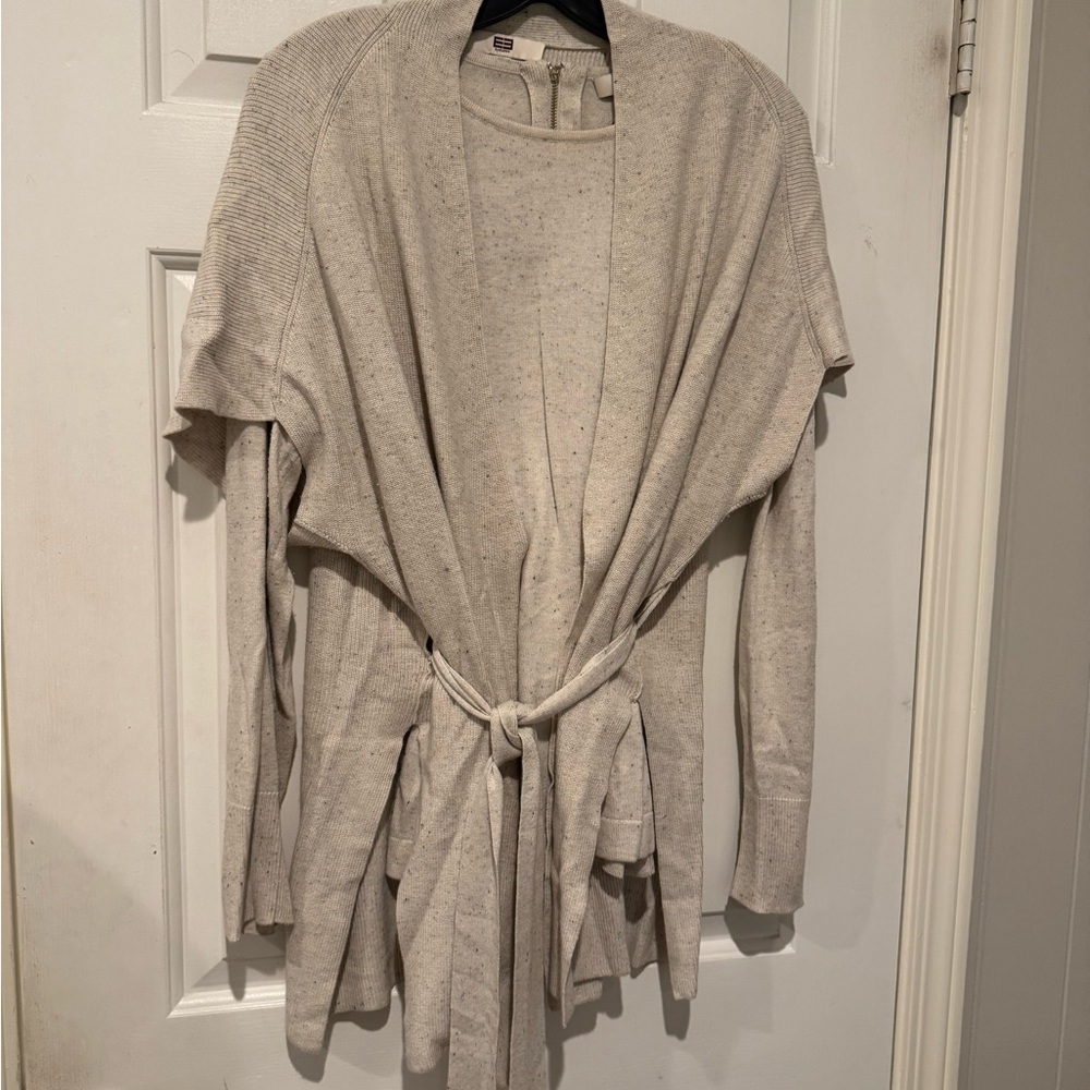 Etcetera 2 piece Cream Women's sweater and Sweater Vest Set